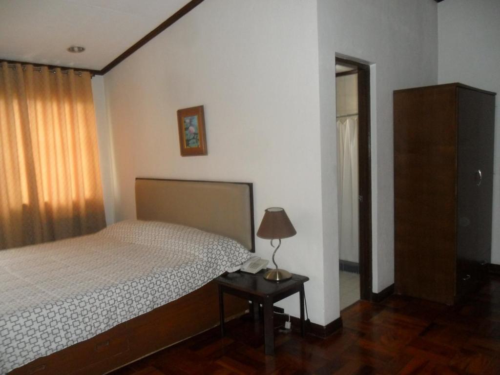 Tagaytay Econo Hotel Tagaytay City Room photo
