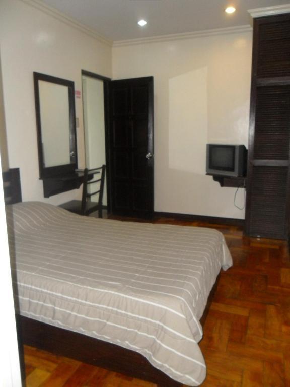 Tagaytay Econo Hotel Tagaytay City Room photo