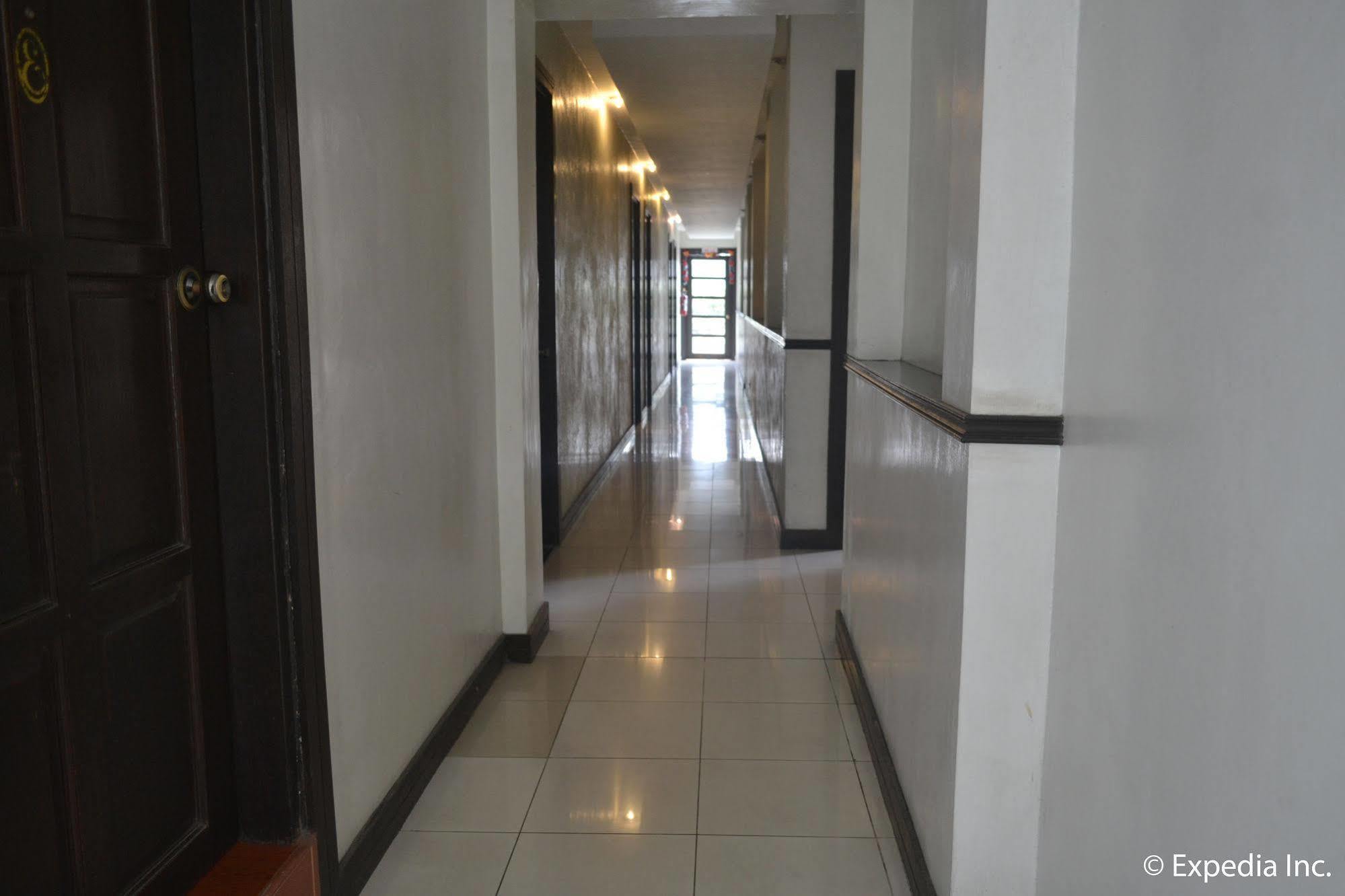 Tagaytay Econo Hotel Tagaytay City Exterior photo